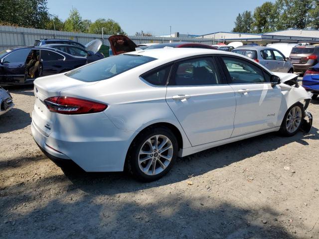 3FA6P0LU8KR257405 Ford FUSION SE