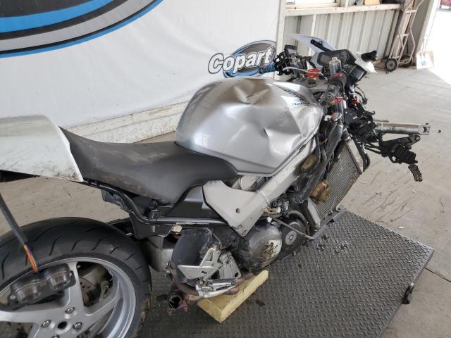 2005 HONDA VFR800 JH2RC46135M700446