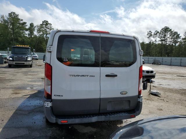1FTNR1ZM0FKA47193 Ford Transit T-250