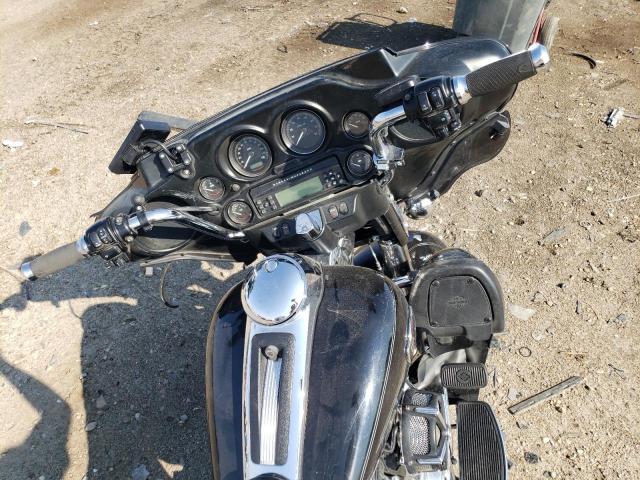 2010 HARLEY-DAVIDSON FLHTCU 1HD1FC432AB614805