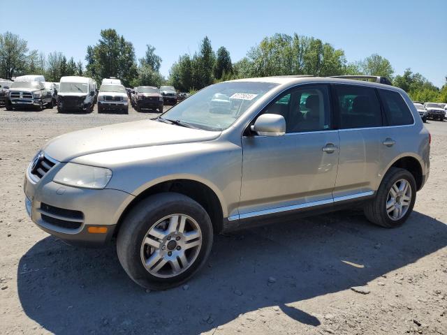 2004 Volkswagen Touareg 