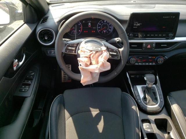 3KPF54AD6PE598830 KIA Forte Gt Line