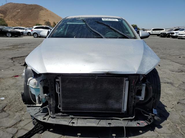 5NPD84LF1JH312012 Hyundai ELANTRA SEL