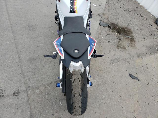 2015 BMW S 1000 RR - WB10D2101FZ352715