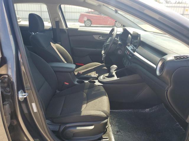 3KPF24AD2ME271989 KIA FORTE FE