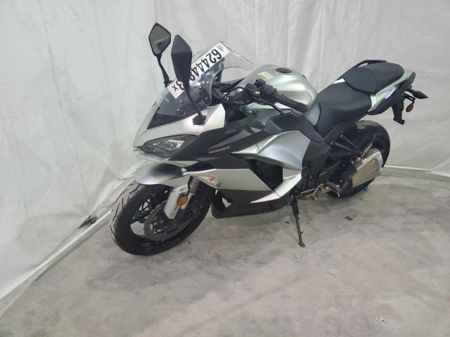 2018 KAWASAKI ZX1000 W - JKAZXCW14JA011982