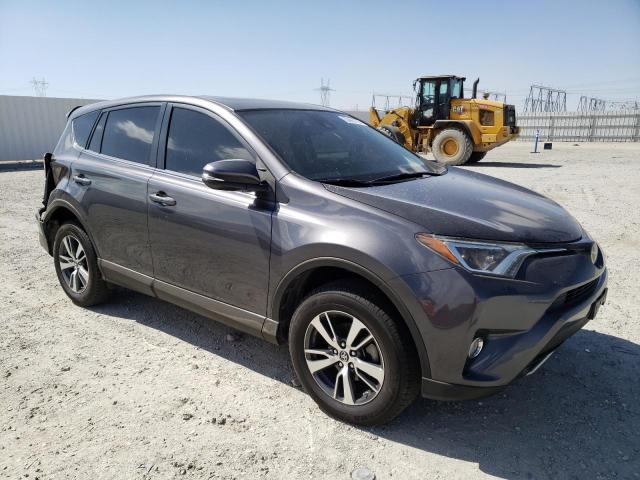JTMWFREV3HJ144598 Toyota Rav4 Xle