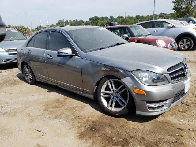 VIN WDDGF8AB9ER305162 2014 Mercedes-Benz C-Class, 3... no.4