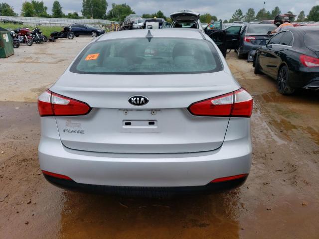 KNAFK4A63G5559745 KIA FORTE LX