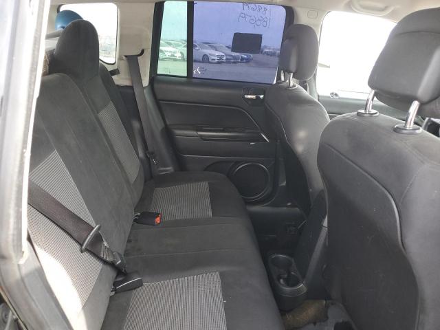 1C4NJCBAXGD641833 Jeep Compass Sport