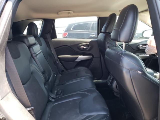 1C4PJLLB8JD538143 Jeep Cherokee Latitude Plus