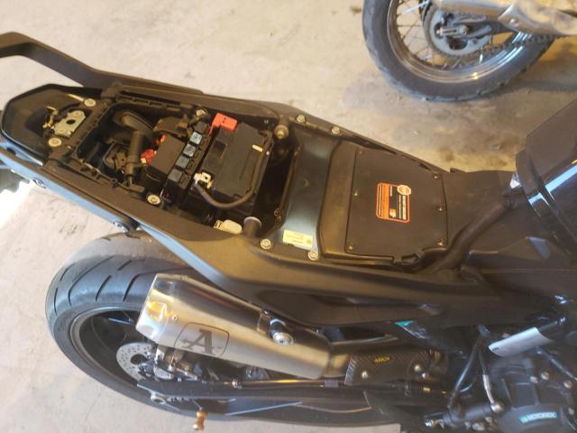 2022 KTM 890 DUKE R VBKTU9402NM829599
