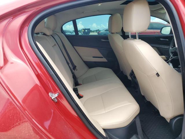 2018 JAGUAR XE PREMIUM - SAJAJ4FXXJCP31324