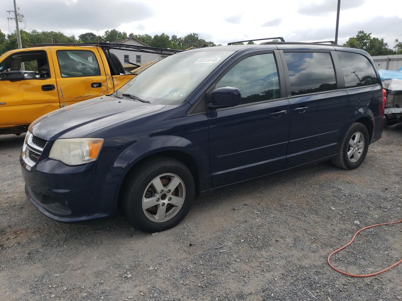 2C4RDGCG3CR327905 2012 Dodge Grand Caravan Sxt