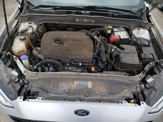 3FA6P0HDXHR157954 Ford FUSION SE