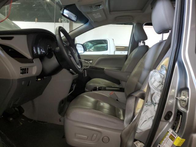 5TDYZ3DC9HS900287 Toyota SIENNA XLE