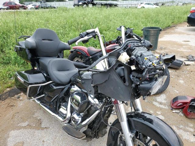 2019 HARLEY-DAVIDSON FLTRU 1HD1KGF1XKB661290