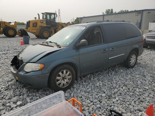 2005 Chrysler Town & Country Touring