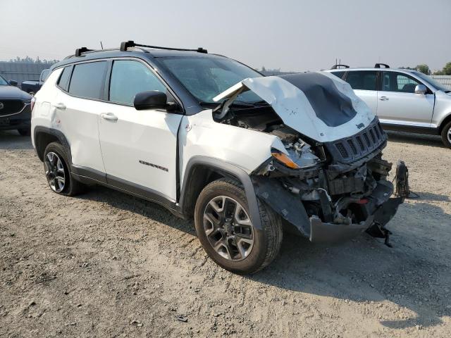 3C4NJDDB5JT132066 Jeep Compass Trailhawk