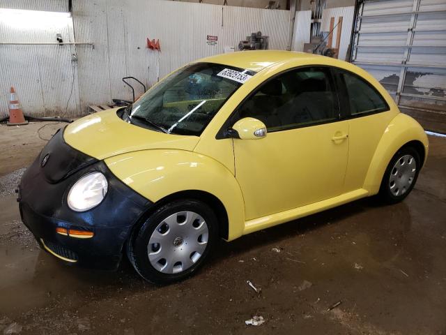 2010 Volkswagen New Beetle 