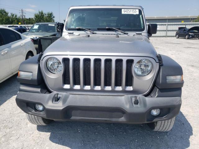 1C4HJXDG8JW113421 Jeep Wrangler Unlimited Sport