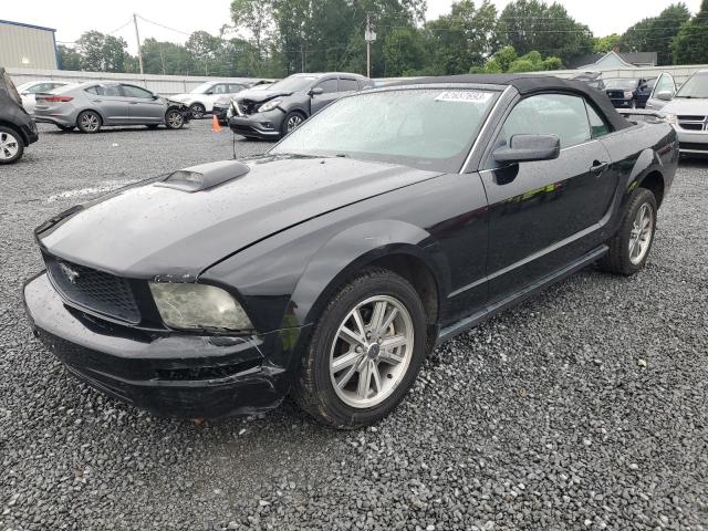 2005 Ford Mustang 