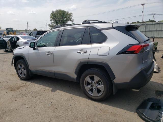 2T3W1RFV1NC173187 Toyota RAV4 XLE 2