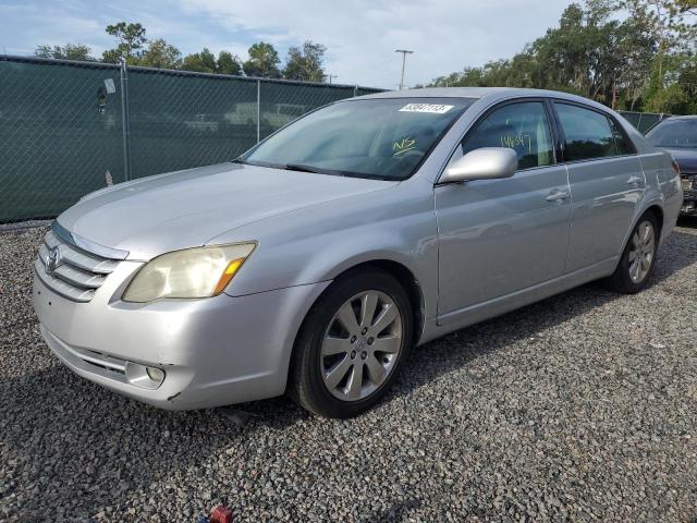 2005 Toyota Avalon XL