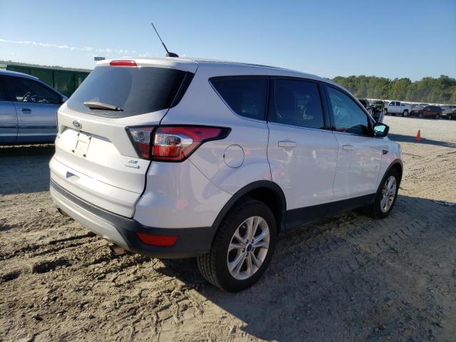 1FMCU0GD2HUE77345 Ford ESCAPE SE