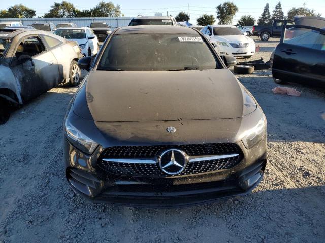 W1K3G4EB3MJ316332 Mercedes-Benz A 220