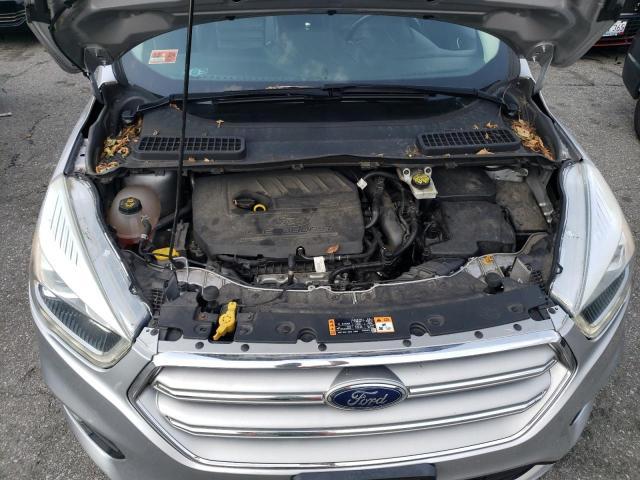 1FMCU0JD5HUA46815 Ford Escape Titanium