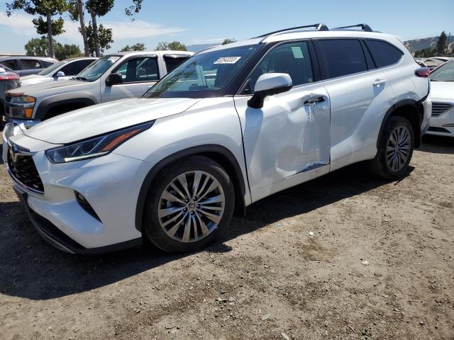 2022 Toyota Highlander Platinum