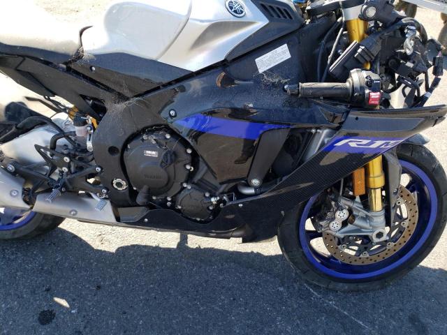 2022 YAMAHA YZFR1M C JYARN67YXNA000382