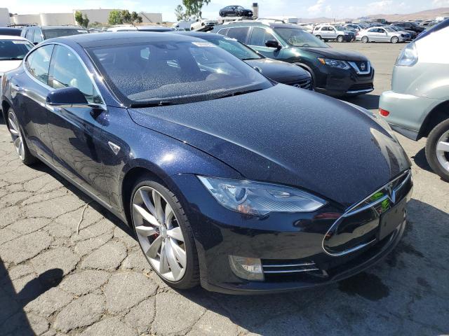 2015 TESLA MODEL S P8 5YJSA1H40FF095611