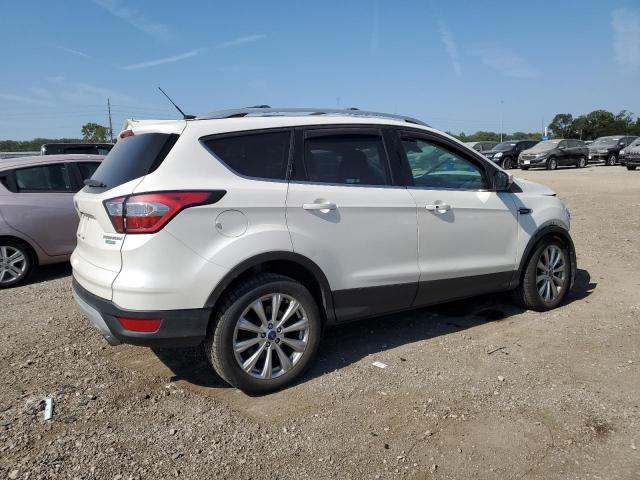 1FMCU0JD5HUE47149 Ford Escape Titanium