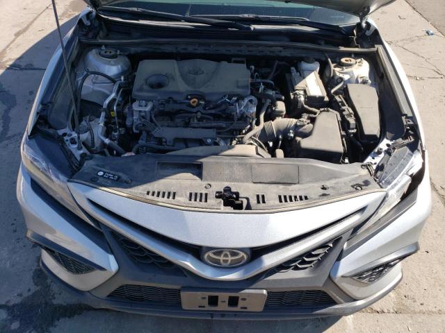 4T1G11BK3MU033570 Toyota Camry SE 11