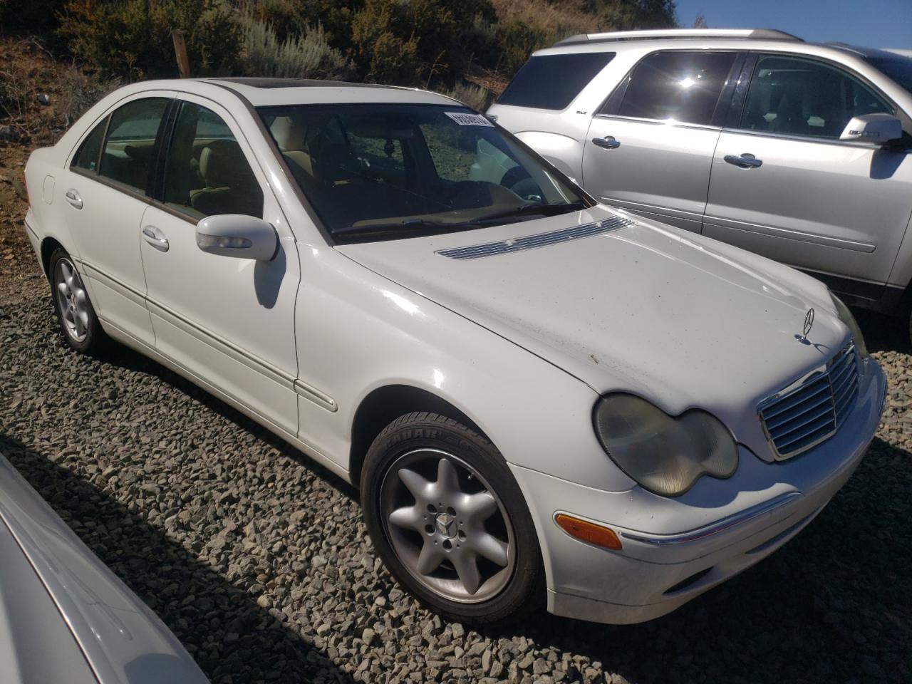 WDBRF61J02F256590 2002 Mercedes-Benz C 240