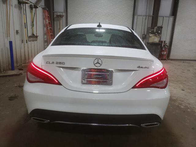 WDDSJ4GB2JN631802 Mercedes-Benz CLA 250 4MATIC