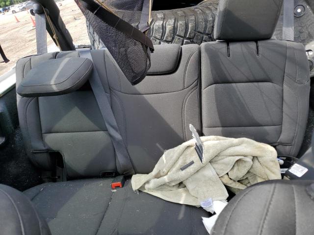 1C4HJXDGXKW664676 Jeep Wrangler Unlimited Sport