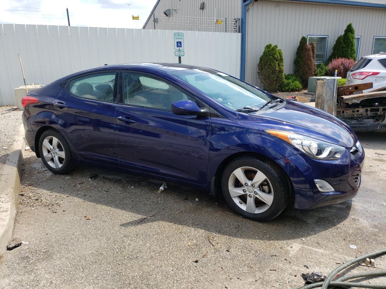 2013 Hyundai Elantra Gls vin: 5NPDH4AE8DH415944