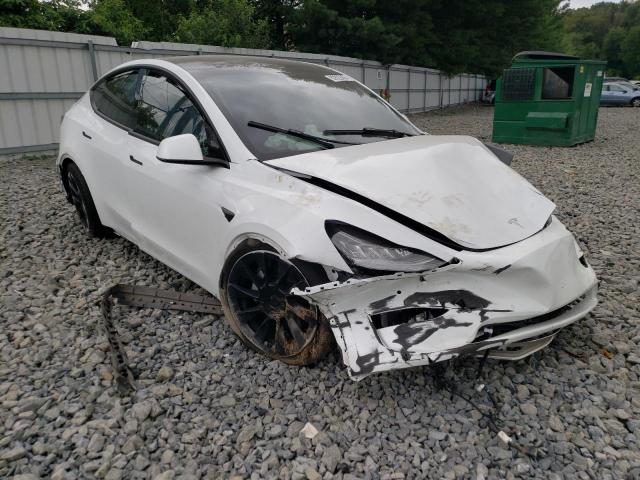 7SAYGDEE4NF339236 Tesla Model Y  4