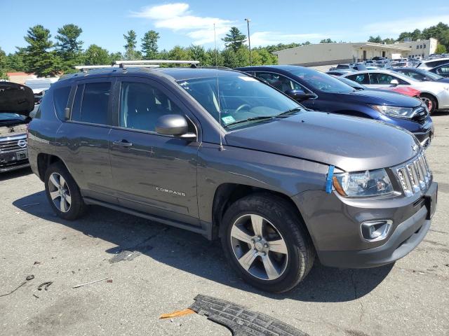 1C4NJDEB9HD175579 Jeep Compass Latitude