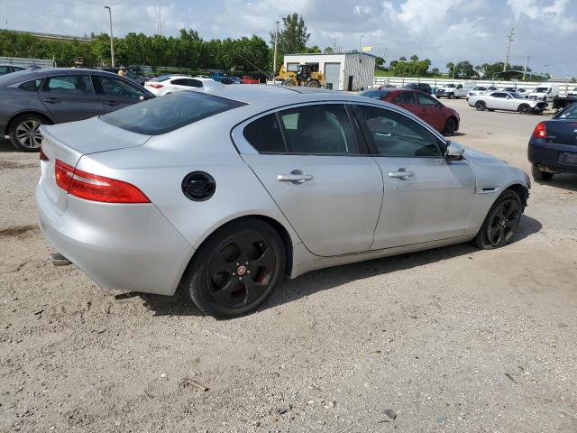 SAJAR4BG6HA970762 Jaguar XE