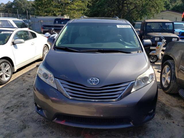 5TDYZ3DC7HS846990 Toyota SIENNA XLE