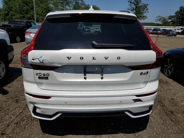 2022 VOLVO XC60 B6 R- YV4062RM5N1086792