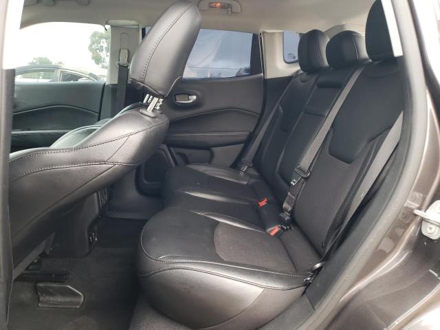 3C4NJCBB5KT833222 Jeep Compass Latitude