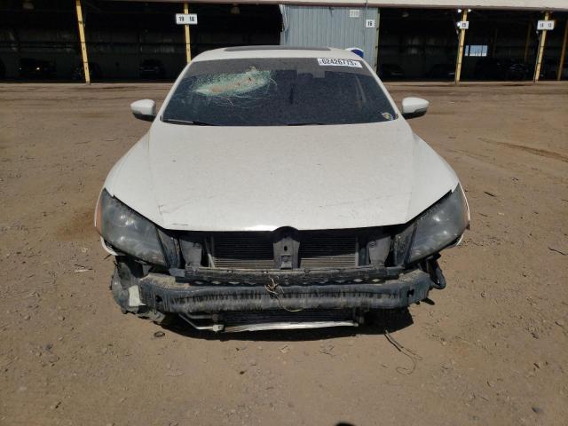2014 Volkswagen Passat - Image 5