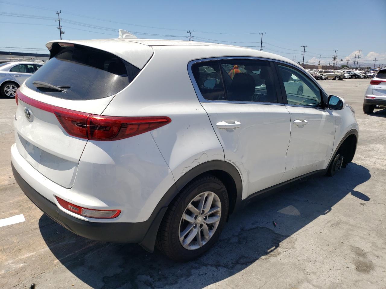 KNDPM3ACXK7509326 Kia Sportage L 3