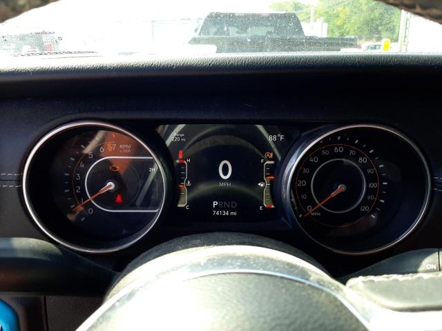 1C4HJXEG2JW113087 Jeep Wrangler Unlimited Sahara