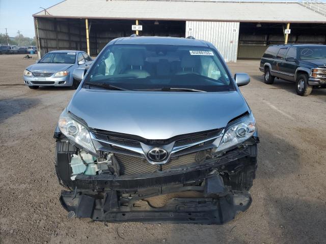 5TDYZ3DC0KS997905 Toyota SIENNA XLE